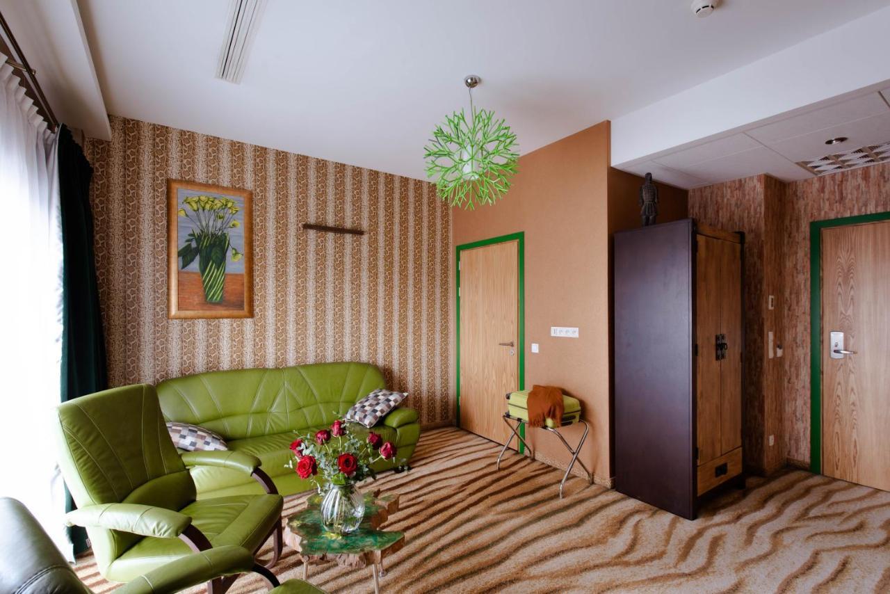 Hotel Lenart Wieliczka megye Kültér fotó
